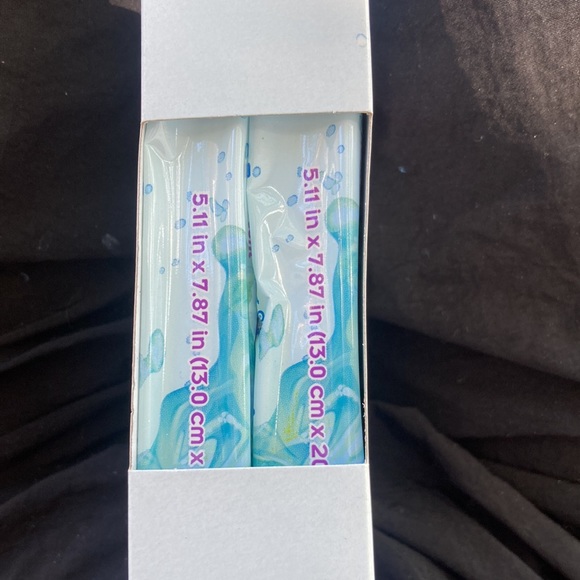 Antibacterial wet wipes hand & face moisturizing towelettes 2 wipes packs - Picture 4 of 4